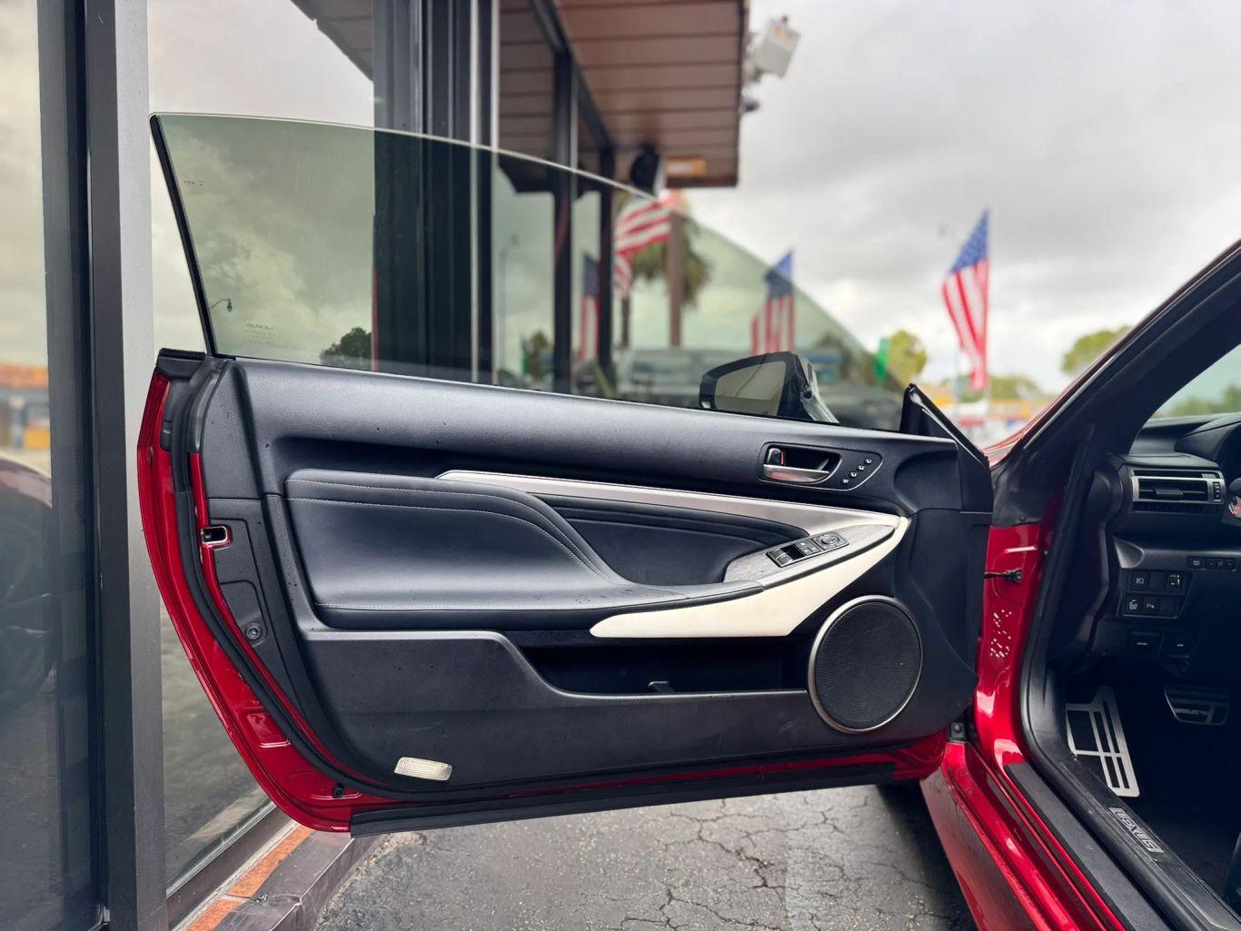 Lexus Rc Rc 350 F Sport Coupe 2D - Thumbnail 18