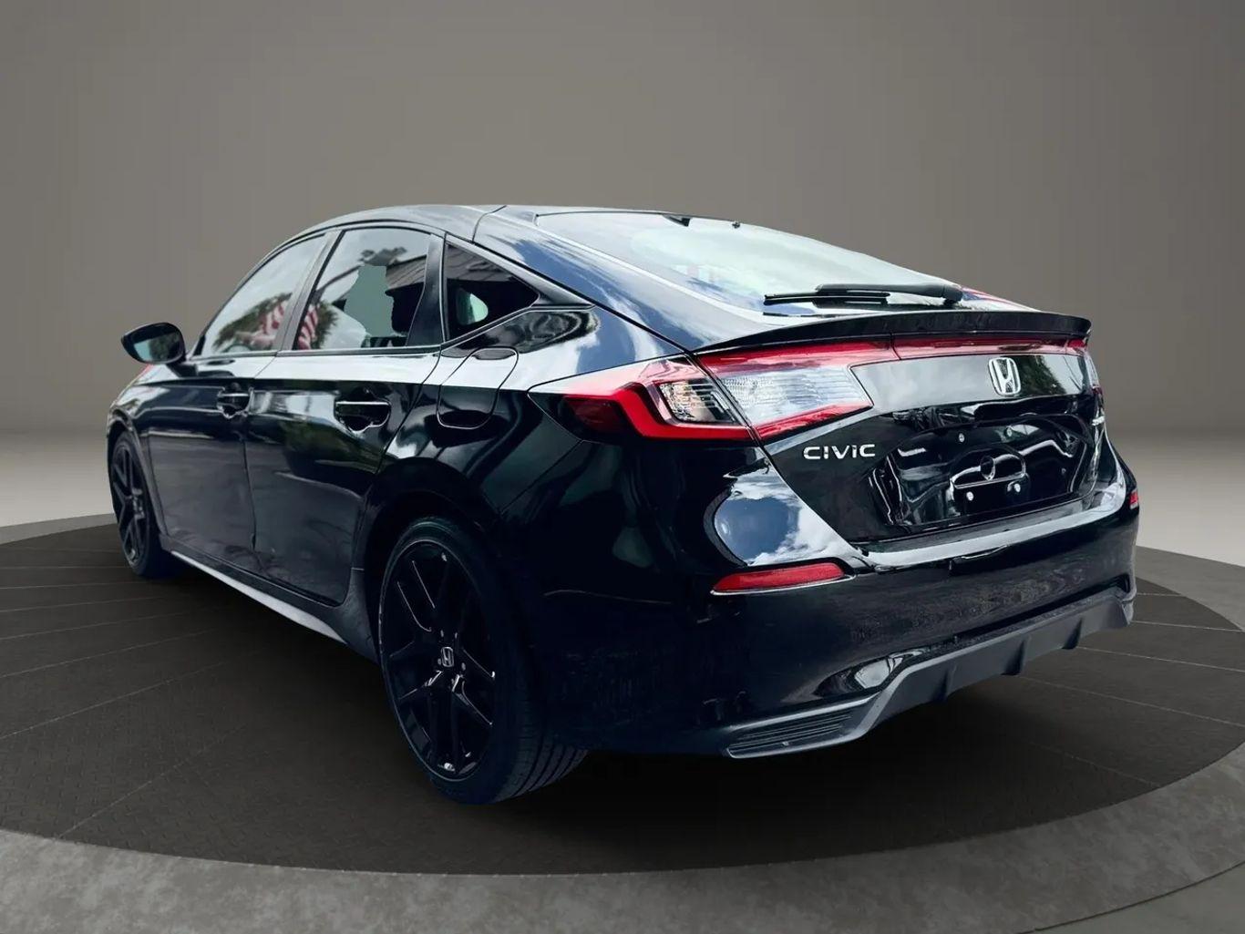 Honda Civic Sport Hatchback 4D - Thumbnail 8