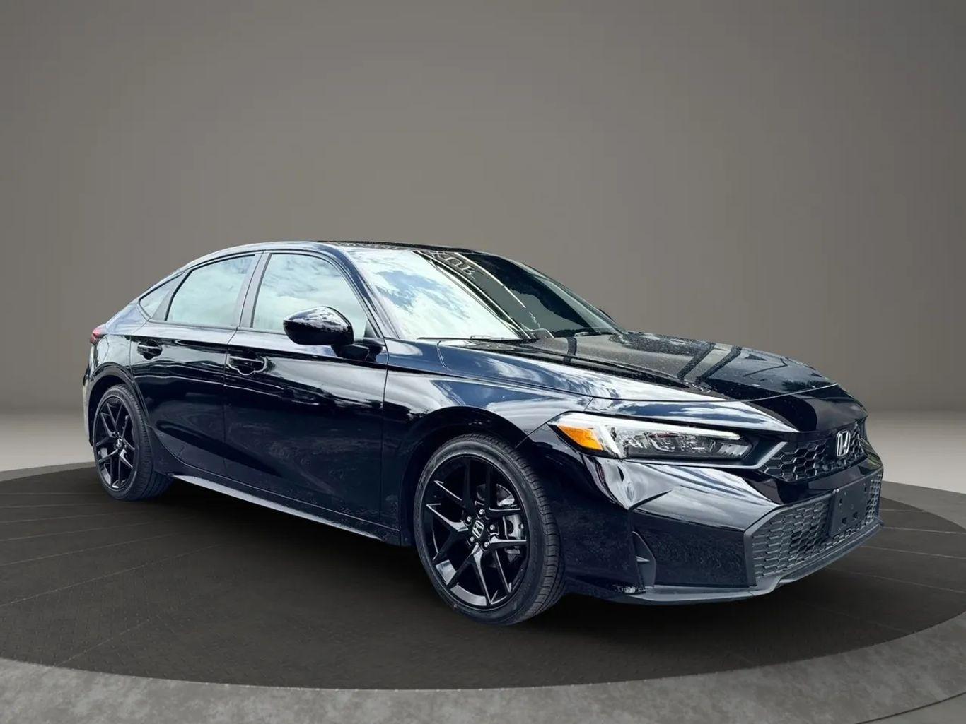 Honda Civic Sport Hatchback 4D - Thumbnail 4