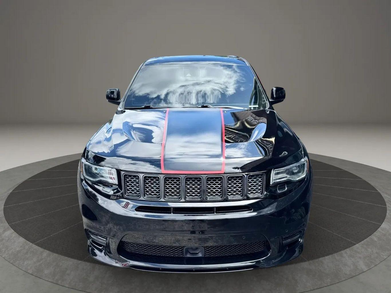 Jeep Grand Cherokee Srt Sport Utility 4D - Thumbnail 6