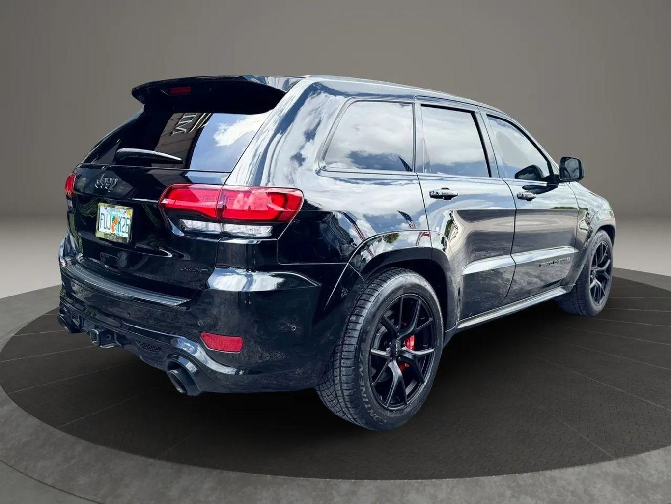 Jeep Grand Cherokee Srt Sport Utility 4D - Thumbnail 13