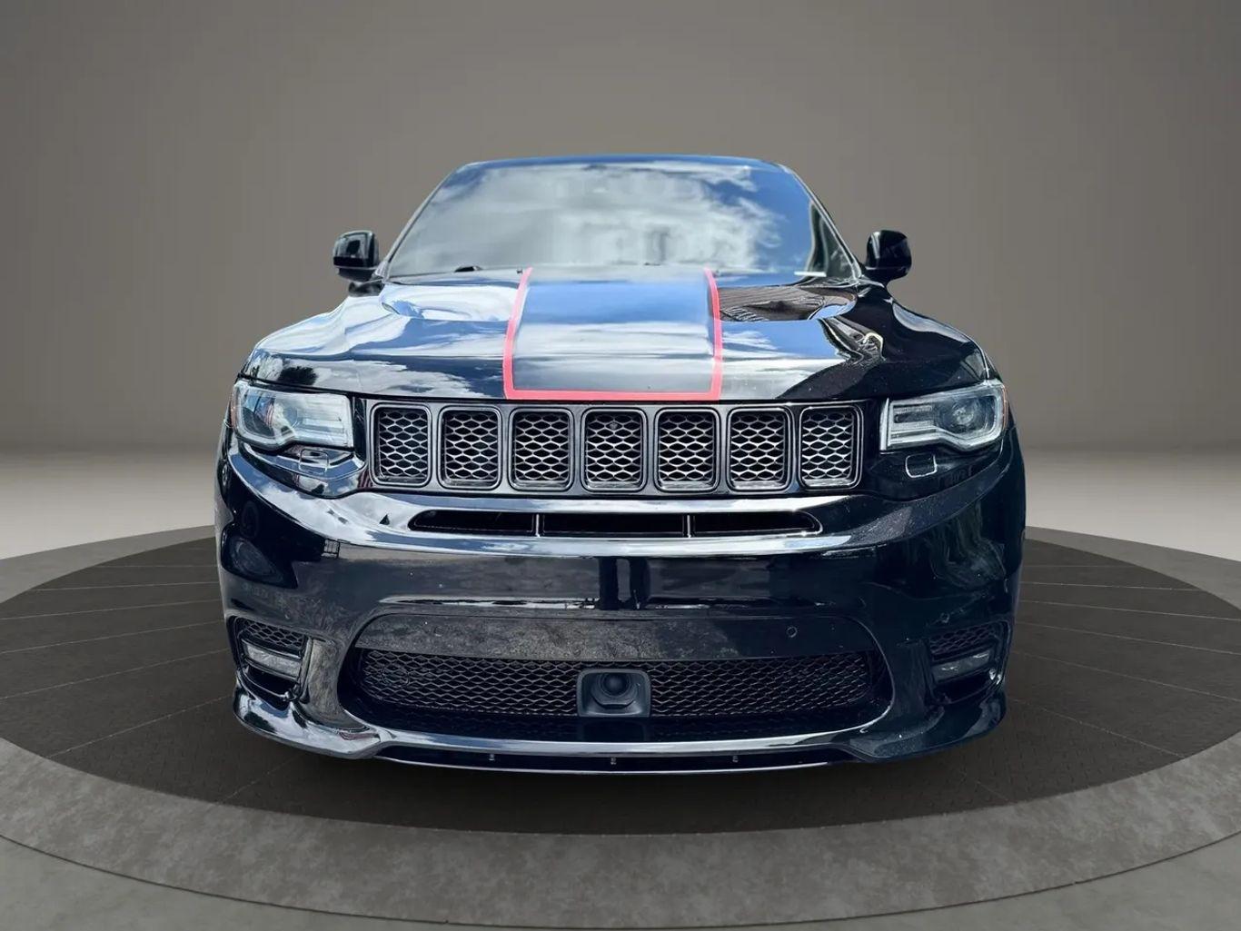 Jeep Grand Cherokee Srt Sport Utility 4D - Thumbnail 5