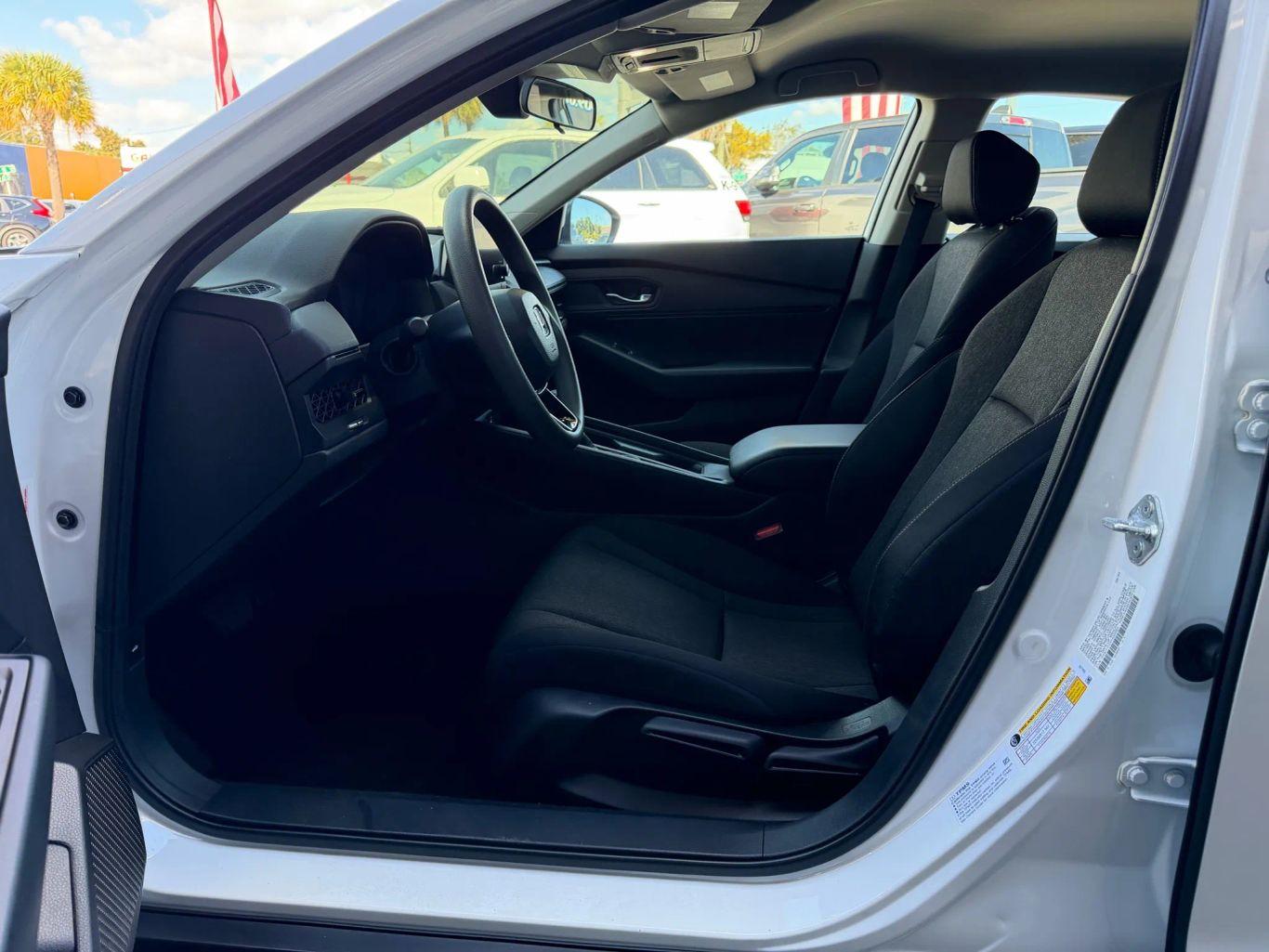 Honda Accord Lx Sedan 4D - Thumbnail 13