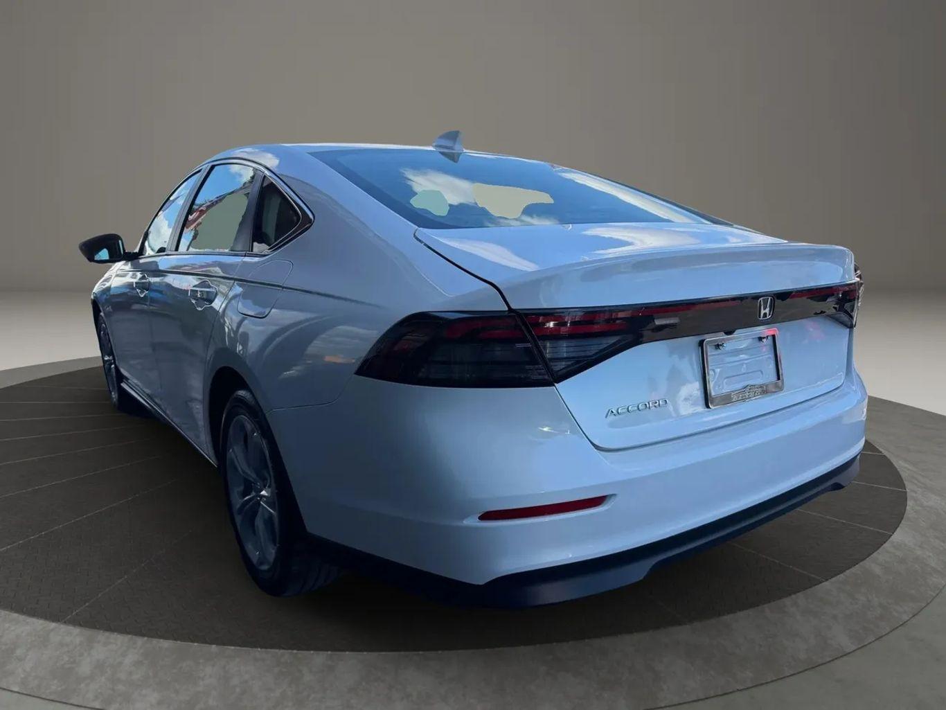 Honda Accord Lx Sedan 4D - Thumbnail 8