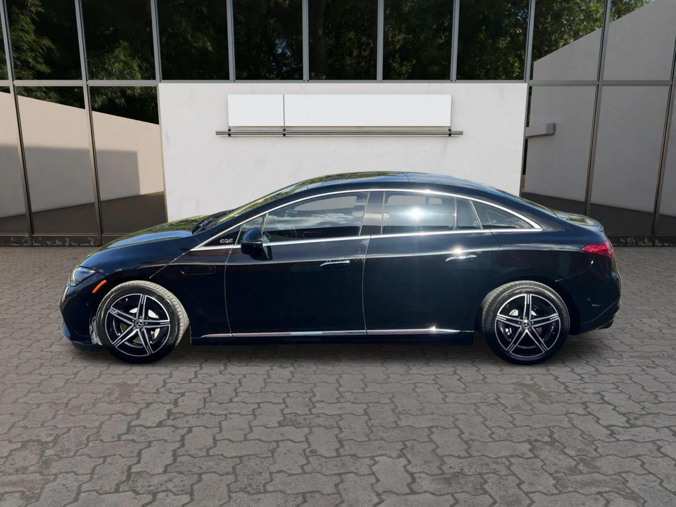 Mercedes-Benz Mercedes-Eq Eqe - Thumbnail 4