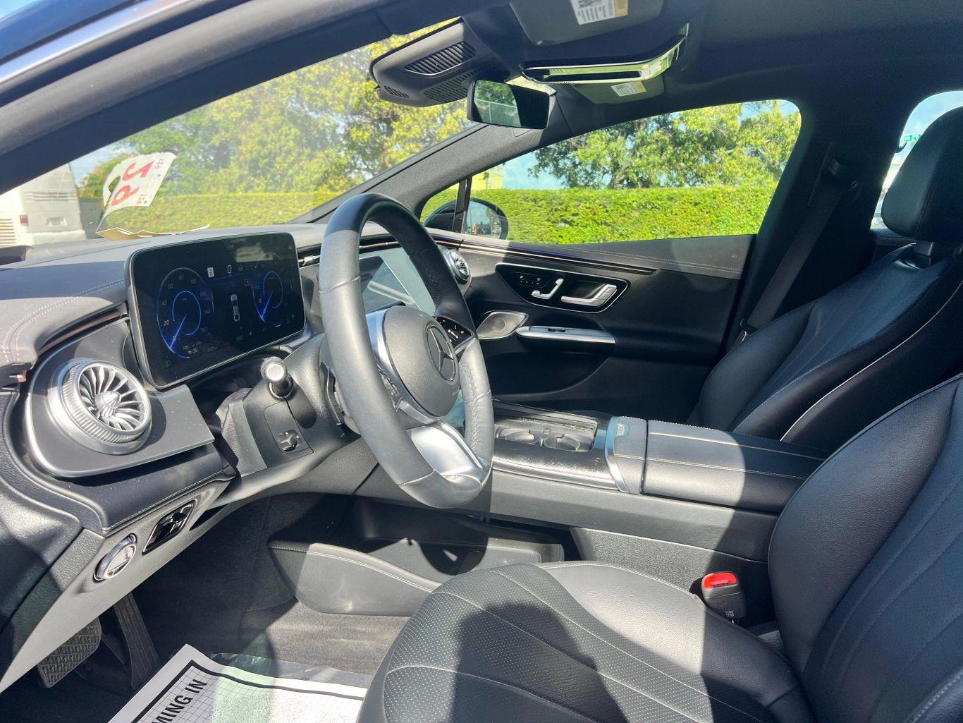 Mercedes-Benz Mercedes-Eq Eqe - Thumbnail 12