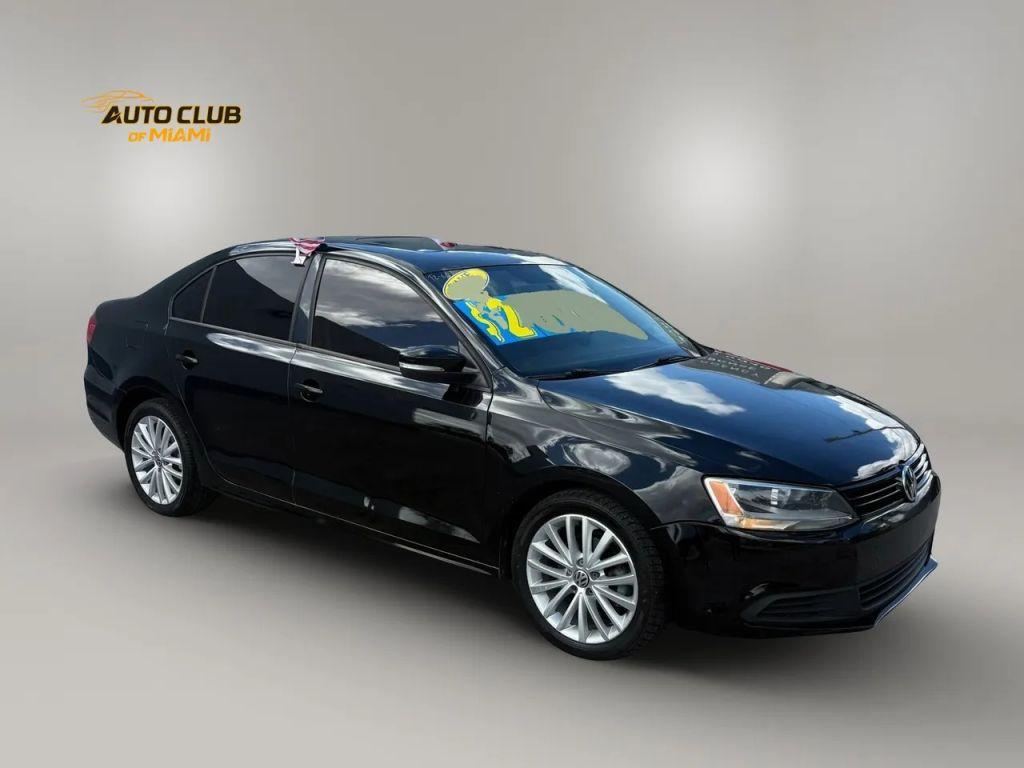 Volkswagen Jetta - Thumbnail 6