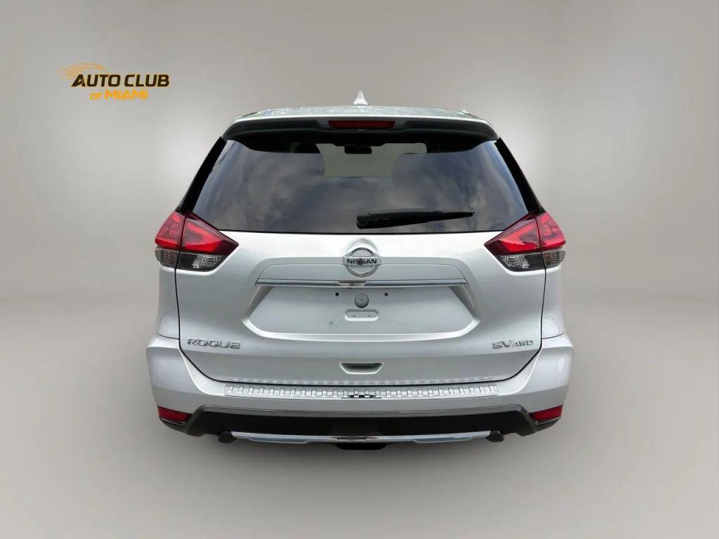 Nissan Rogue - Thumbnail 11