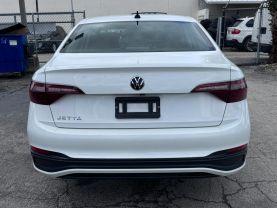 Volkswagen Jetta - Thumbnail 7