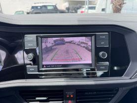 Volkswagen Jetta - Thumbnail 15