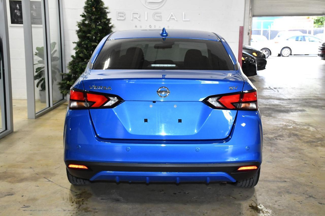 Nissan Versa - Thumbnail 5