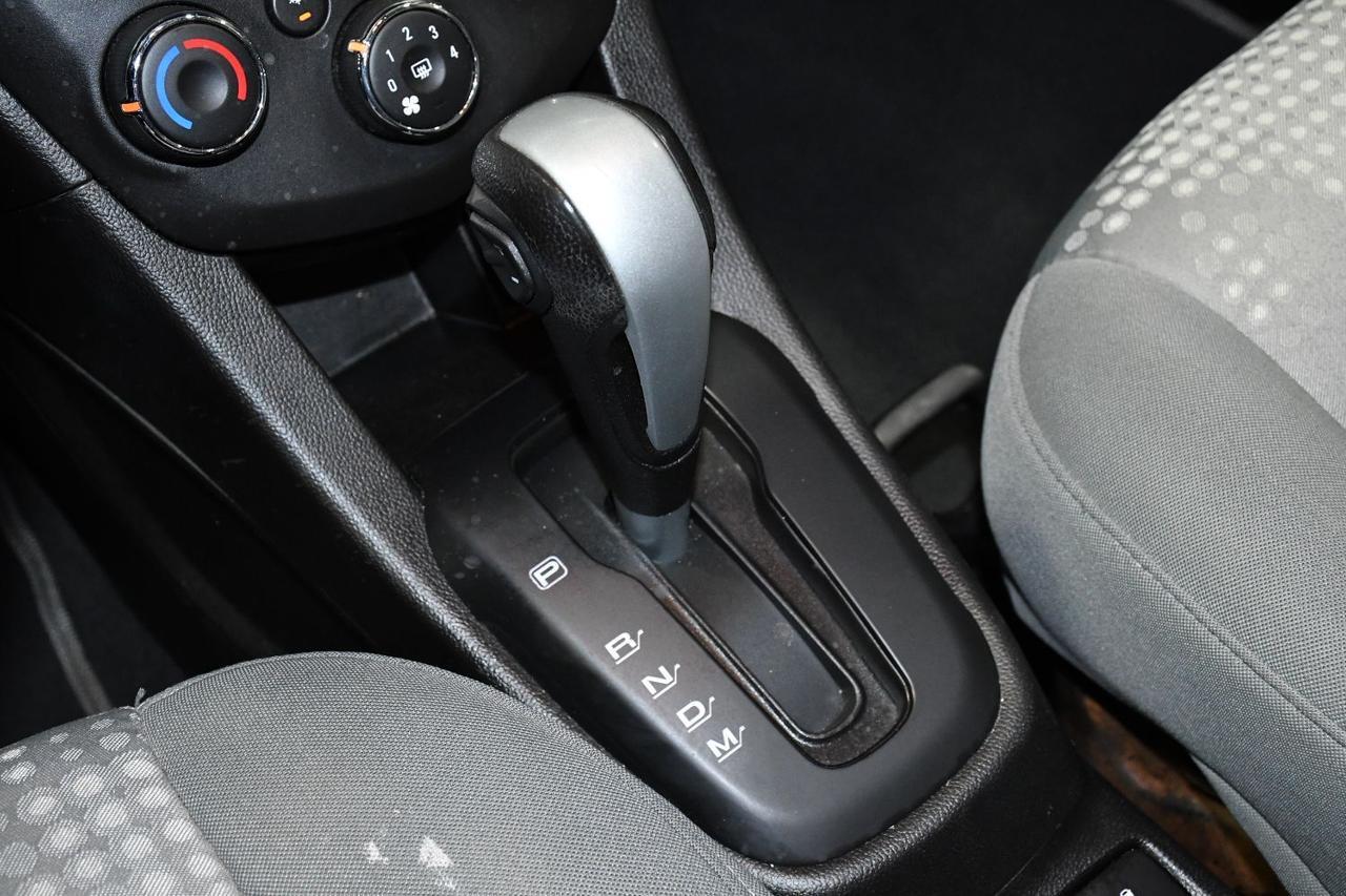 Chevrolet Sonic - Thumbnail 12