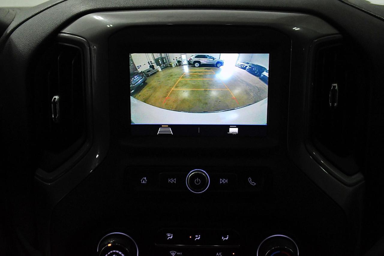 Chevrolet Silverado 1500 - Thumbnail 14