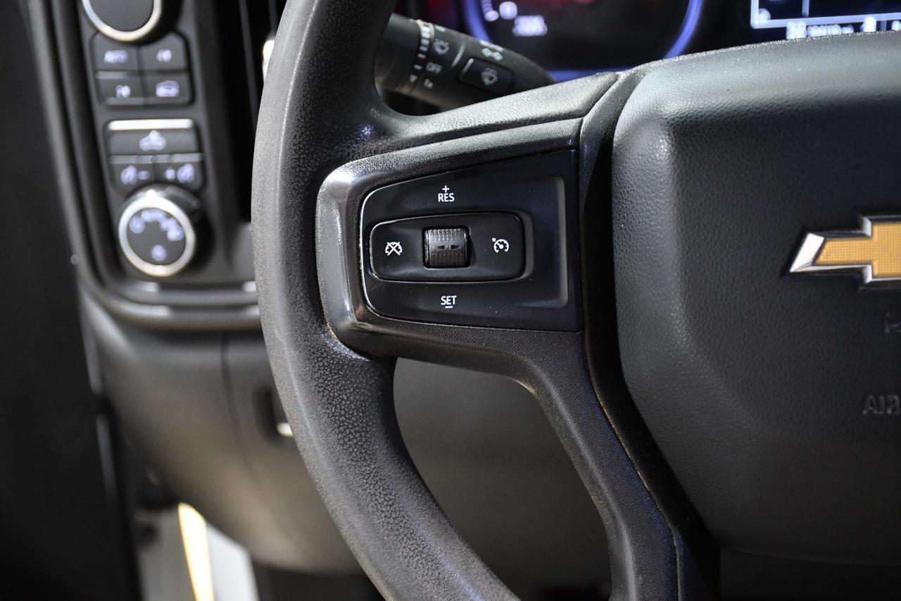 Chevrolet Silverado 1500 - Thumbnail 9