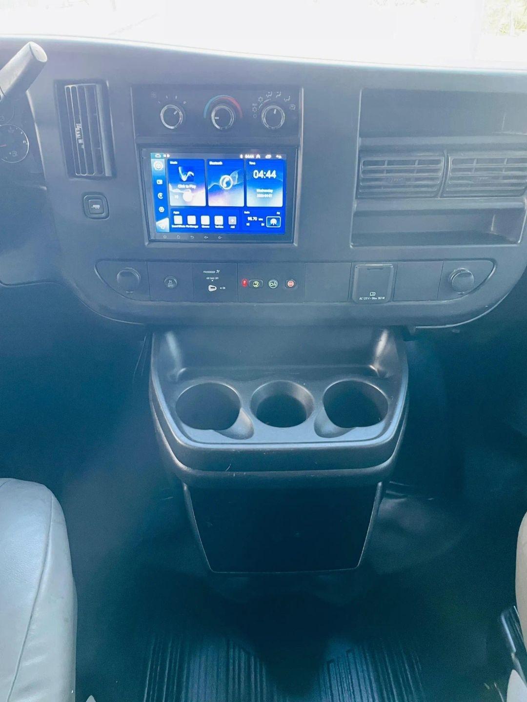 Chevrolet Express - Thumbnail 13