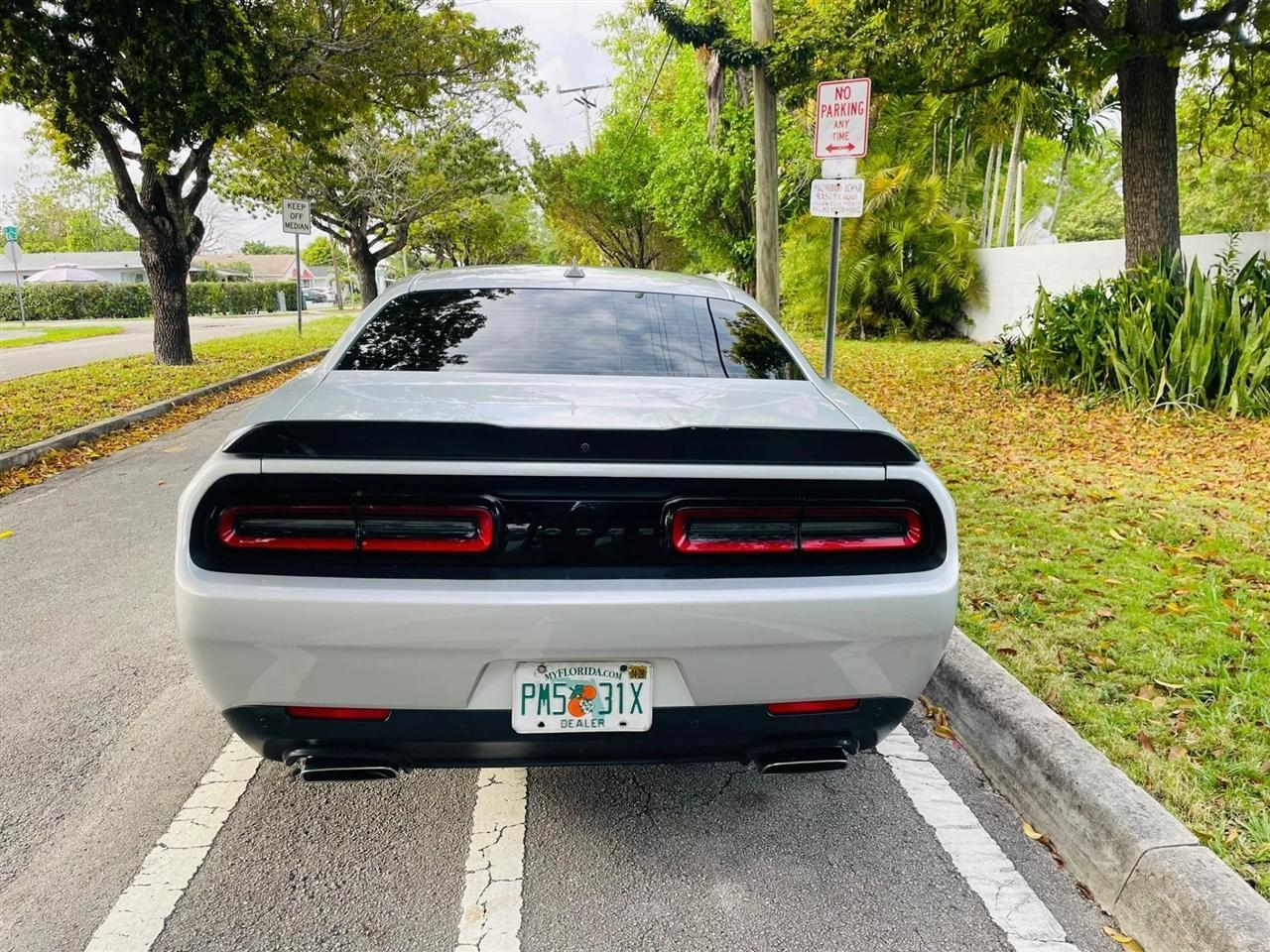 Dodge Challenger - Thumbnail 5