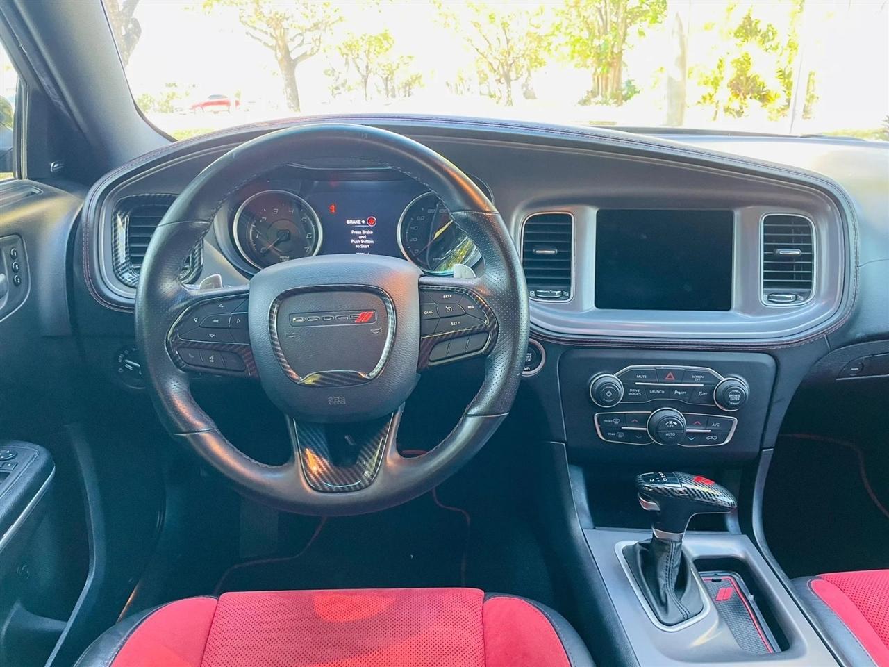 Dodge Charger - Thumbnail 13