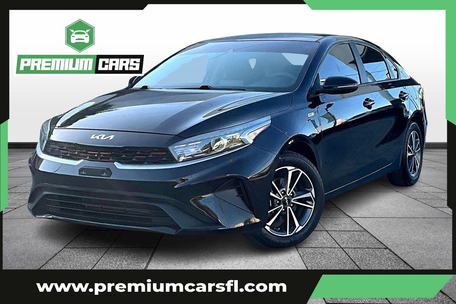 Kia Forte Lxs Sedan 4D - View 1