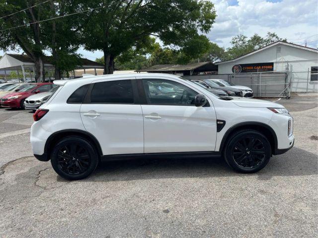 MITSUBISHI OUTLANDER SPORT - Thumbnail 4