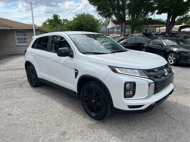 MITSUBISHI OUTLANDER SPORT - Thumbnail 3