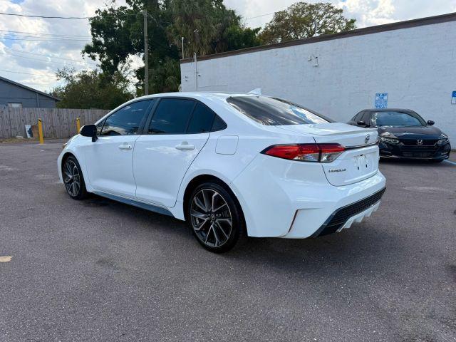 TOYOTA COROLLA - Thumbnail 3