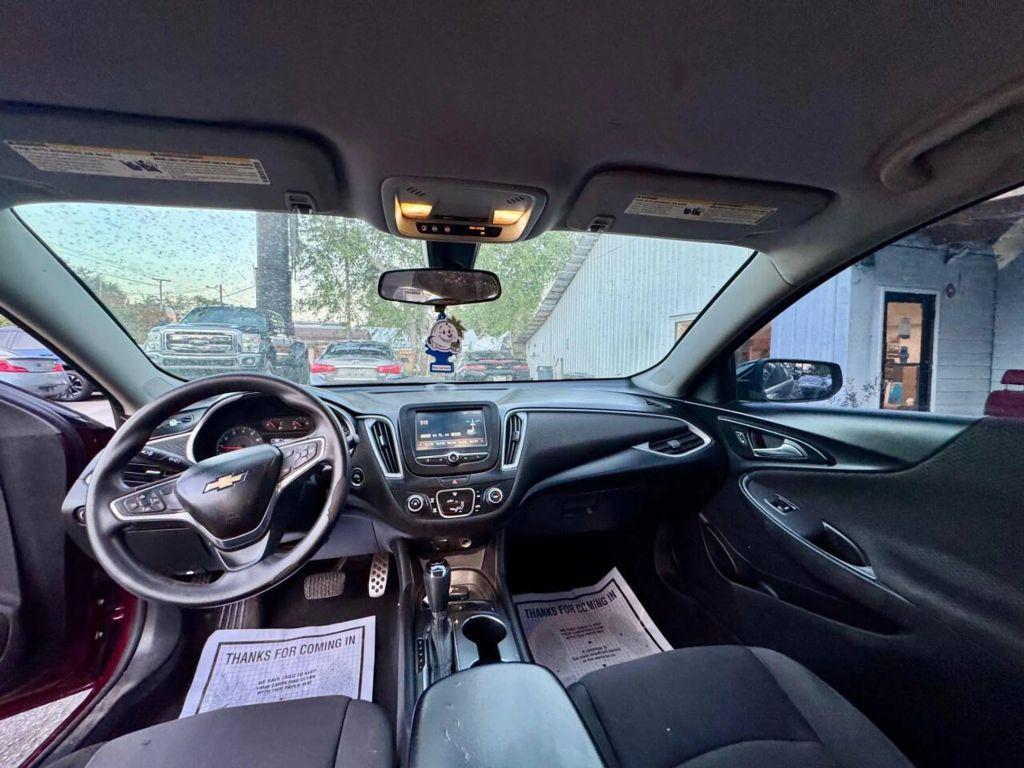 Chevrolet Malibu - Thumbnail 2