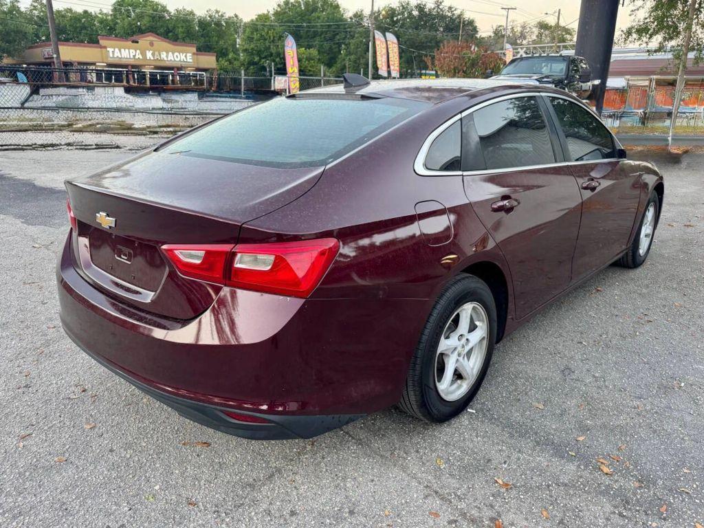 Chevrolet Malibu - Thumbnail 10