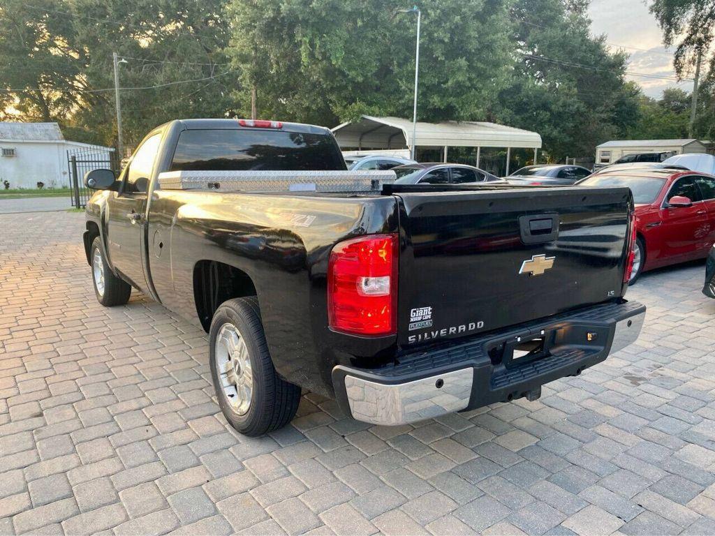 Chevrolet Silverado 1500 Regular Cab - Thumbnail 17