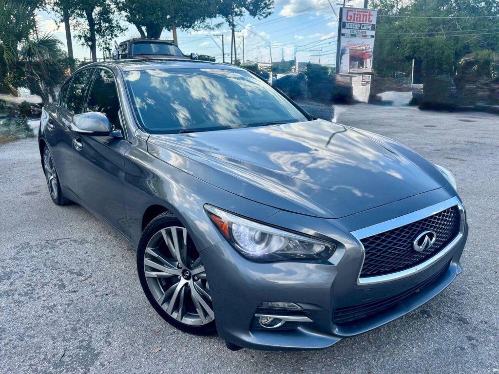 Infiniti Q50 - Thumbnail 9