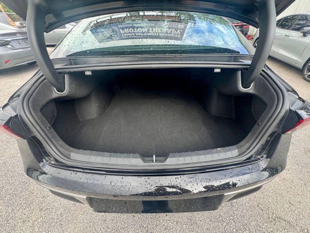 Kia K5 - Thumbnail 19