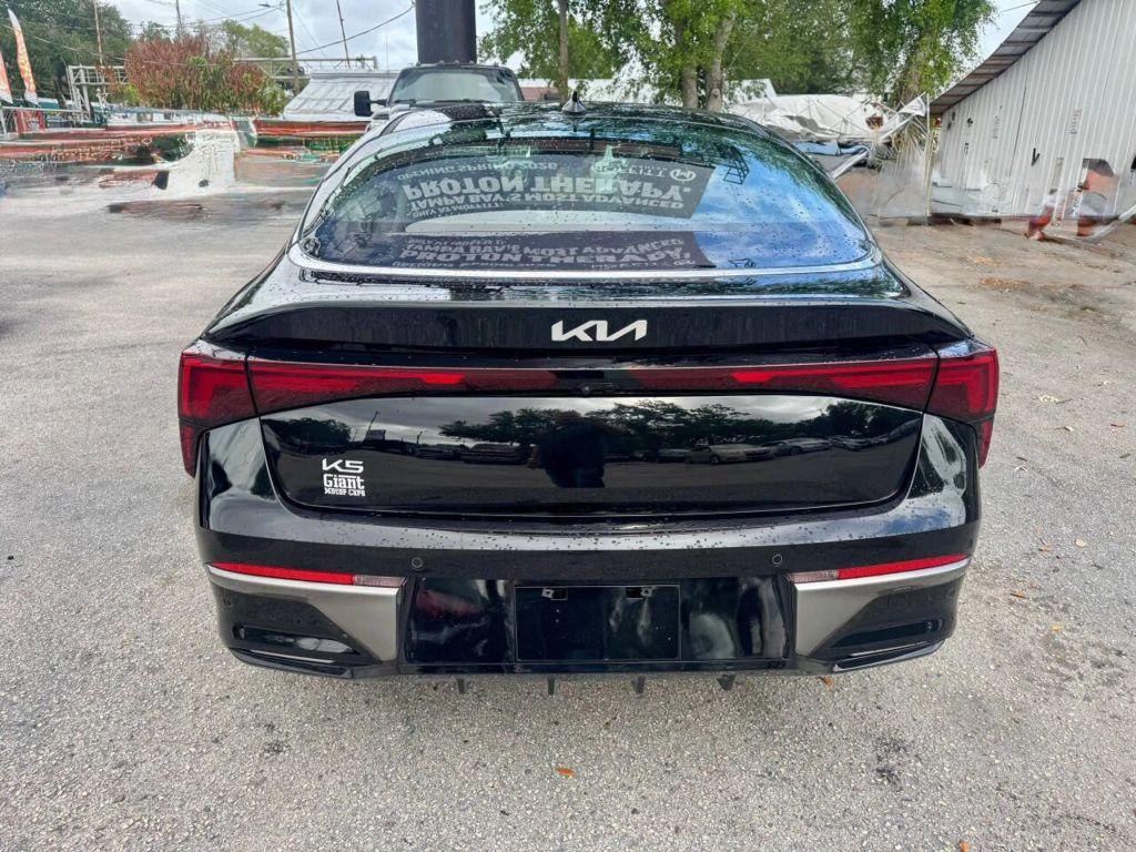 Kia K5 - Thumbnail 15