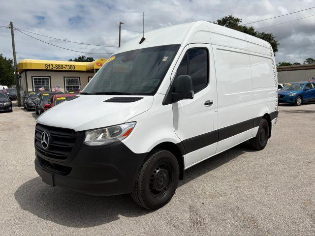 Mercedes-Benz Sprinter 2500 Cargo - View 1