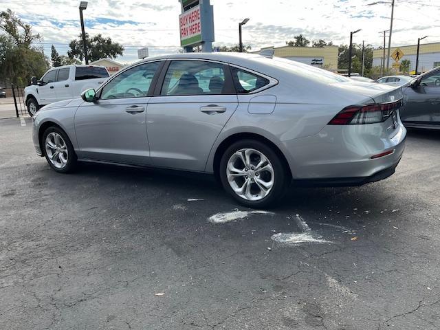 Honda Accord - Thumbnail 5