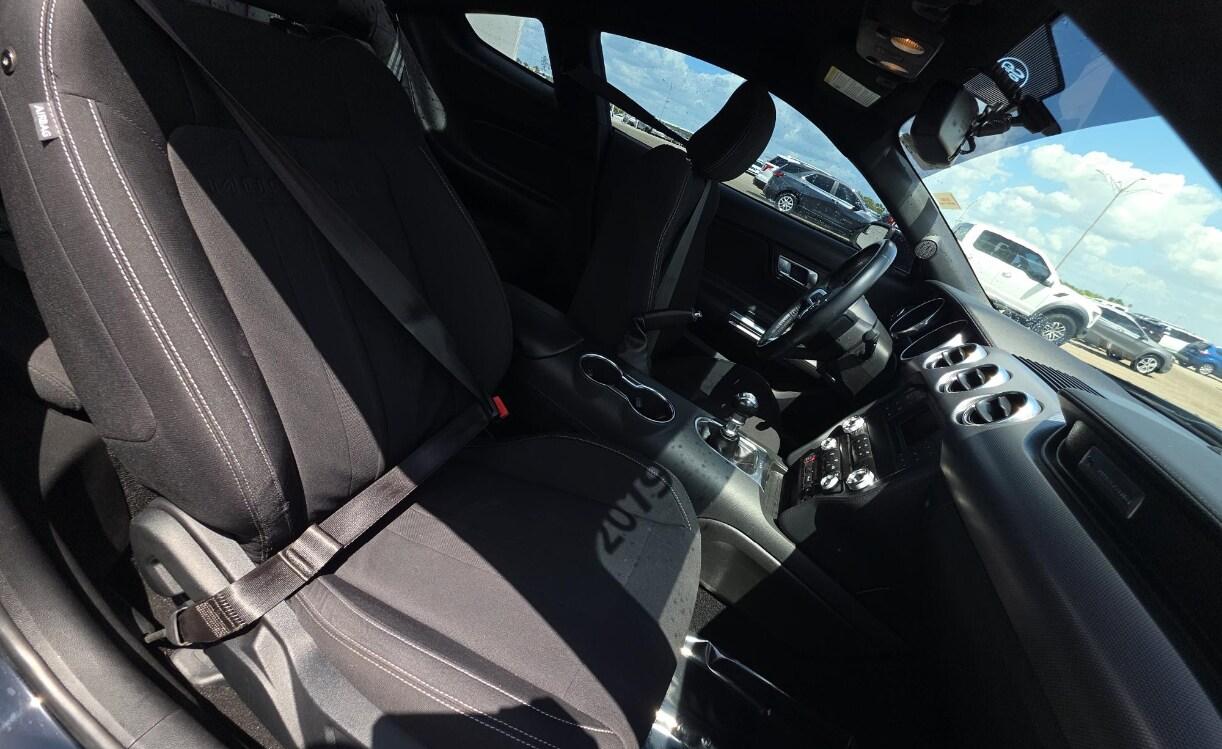 Ford Mustang Gt - Thumbnail 8