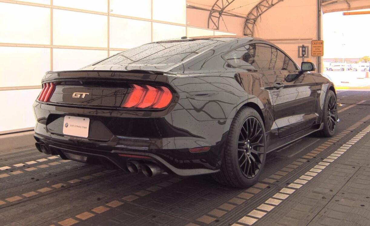 Ford Mustang Gt - Thumbnail 10