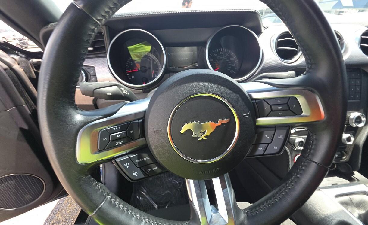 Ford Mustang Gt - Thumbnail 4