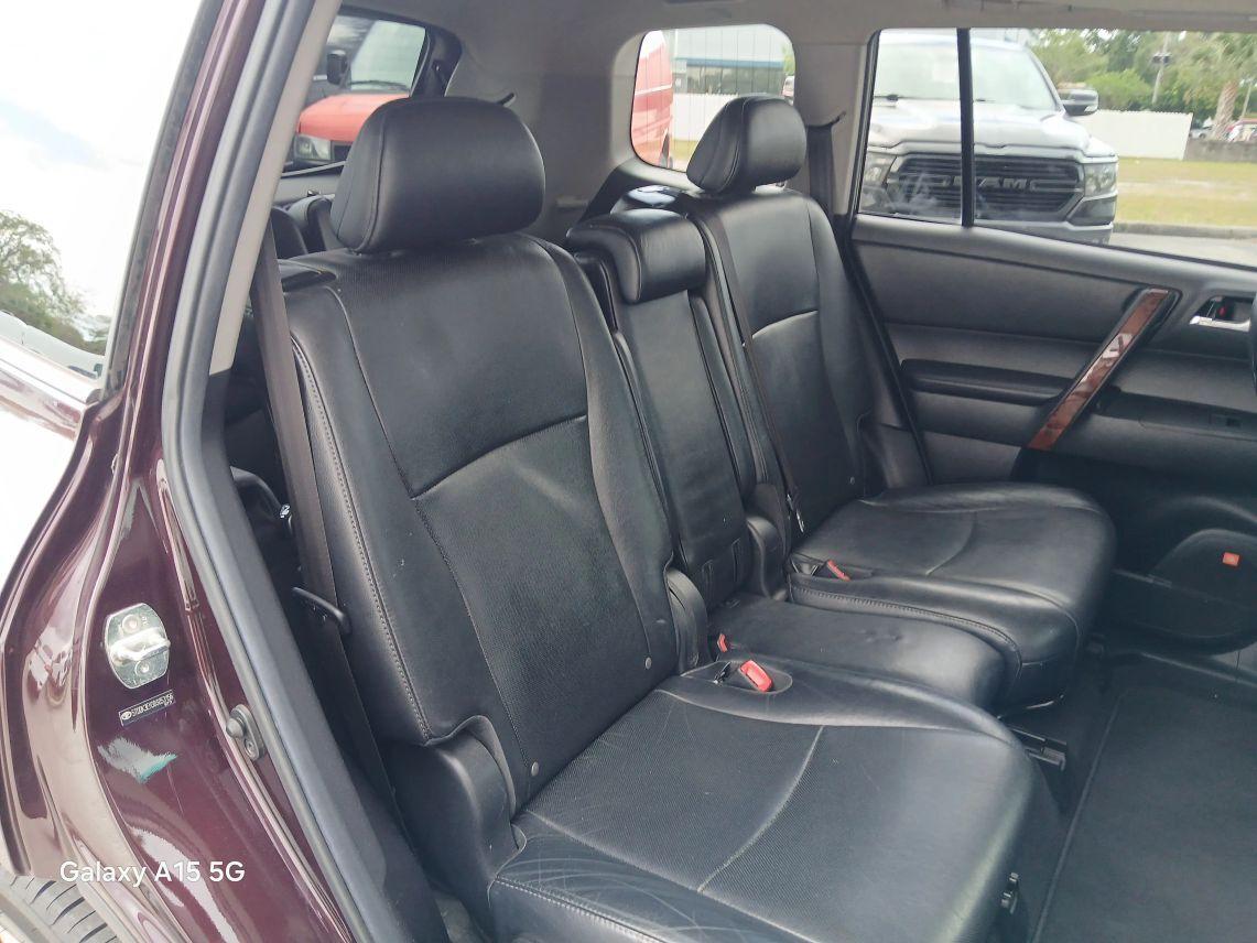 Toyota Highlander - Thumbnail 14