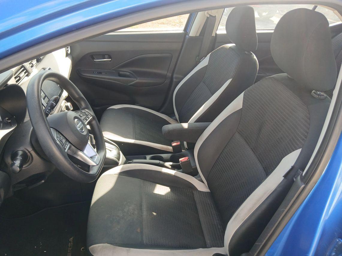 Nissan Versa - Thumbnail 11