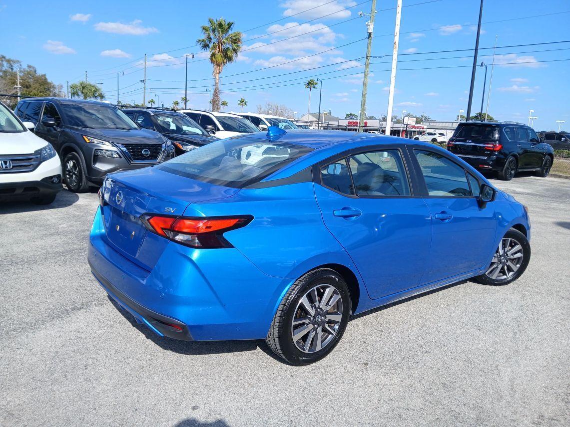 Nissan Versa - Thumbnail 4