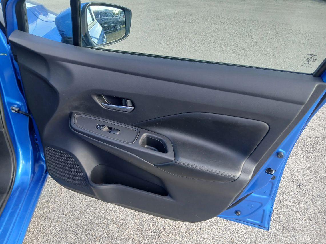Nissan Versa - Thumbnail 17