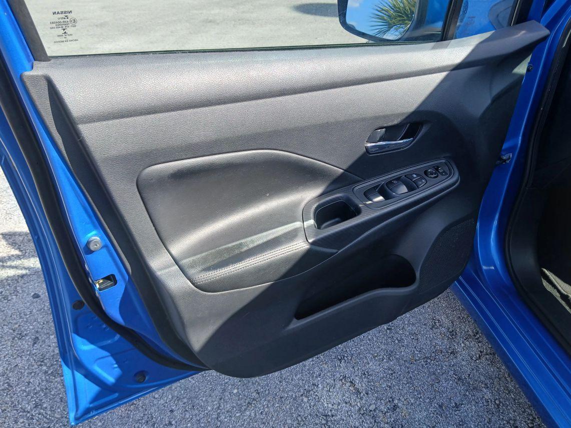 Nissan Versa - Thumbnail 10