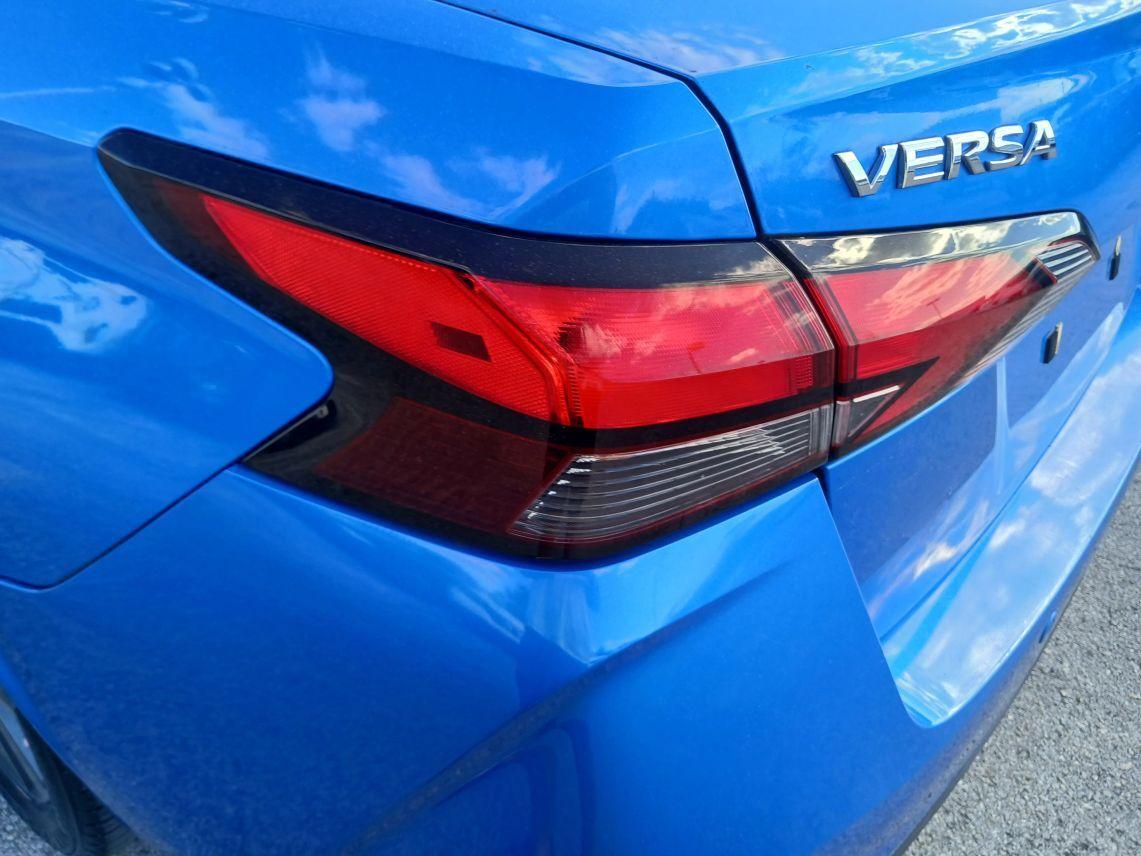 Nissan Versa - Thumbnail 14