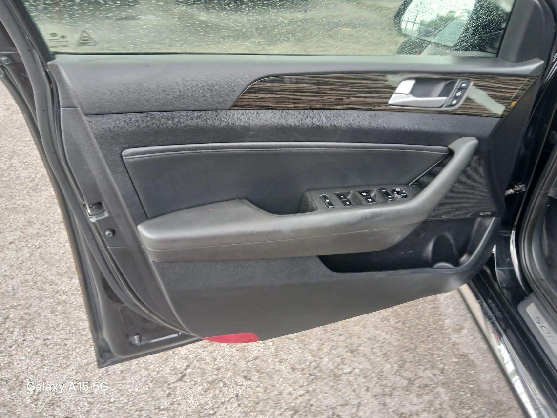 Hyundai Sonata - Thumbnail 12