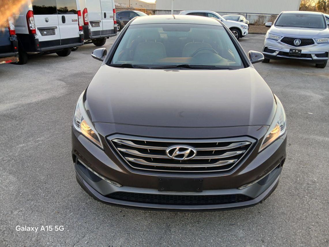 Hyundai Sonata - Thumbnail 3