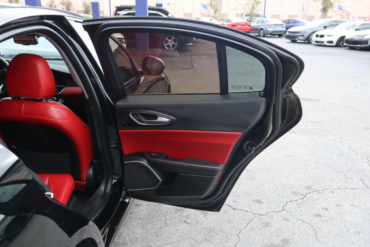 Alfa Romeo Giuliaawd - Thumbnail 16