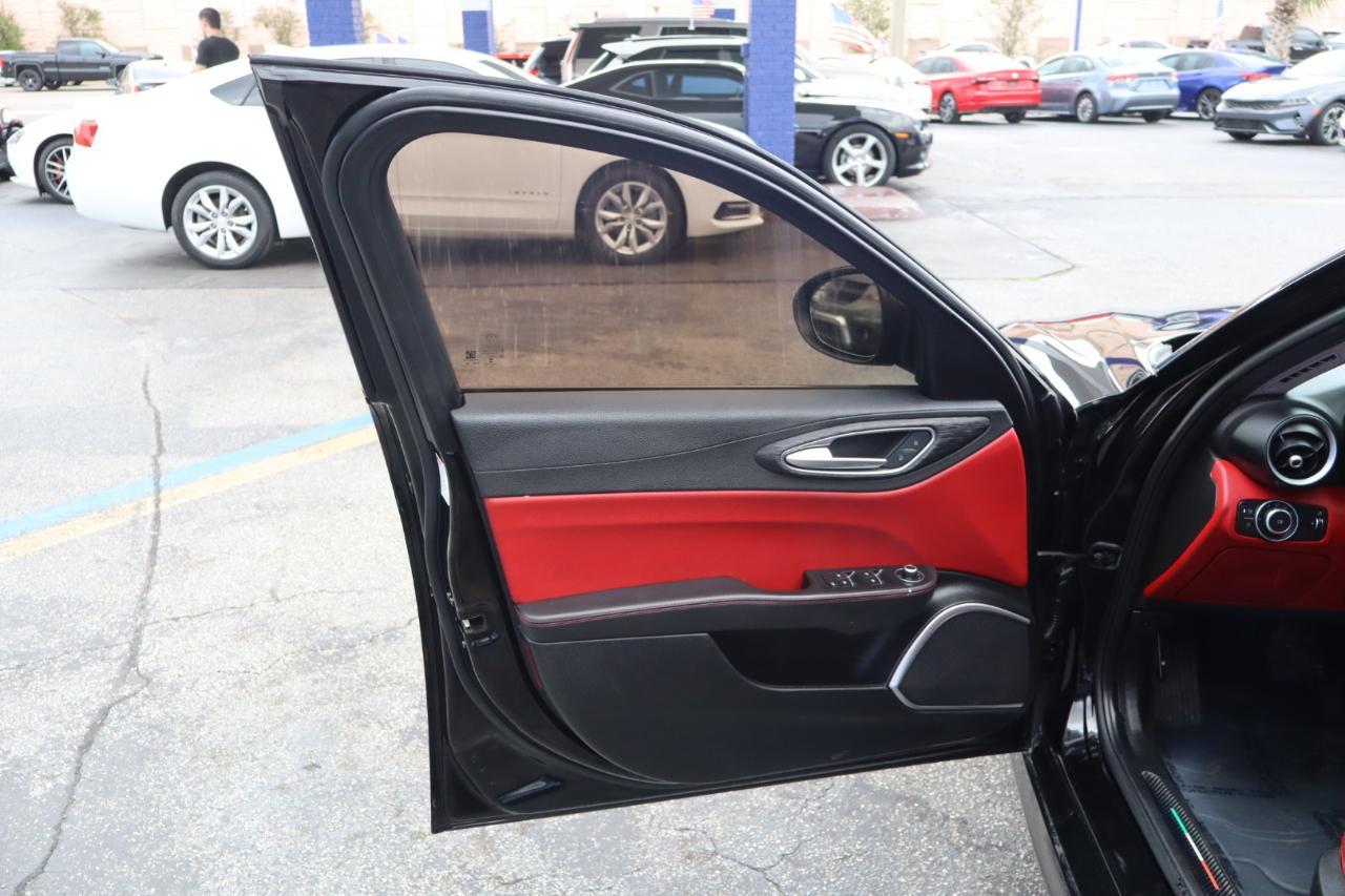 Alfa Romeo Giuliaawd - Thumbnail 13