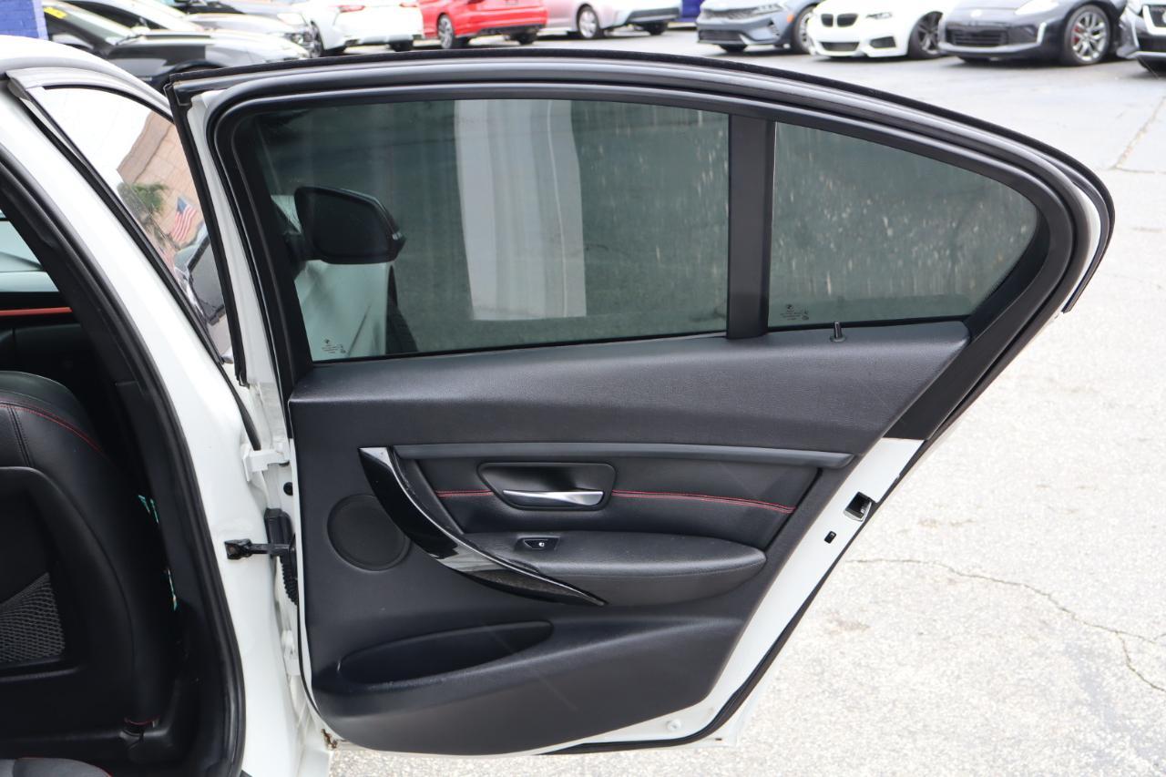 Bmw 3 Series4Dr Sdn 335I Rwd South Africa - Thumbnail 13