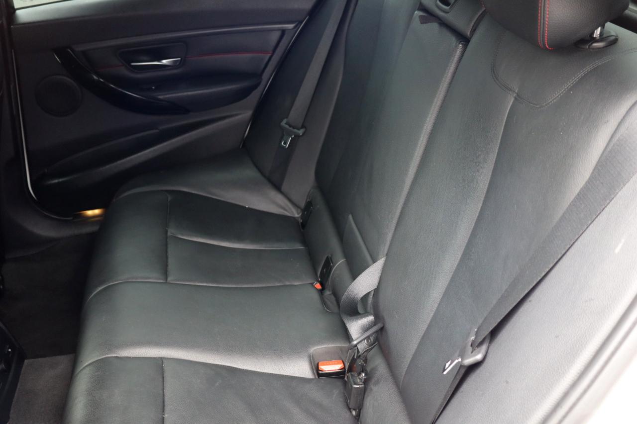 Bmw 3 Series4Dr Sdn 335I Rwd South Africa - Thumbnail 19