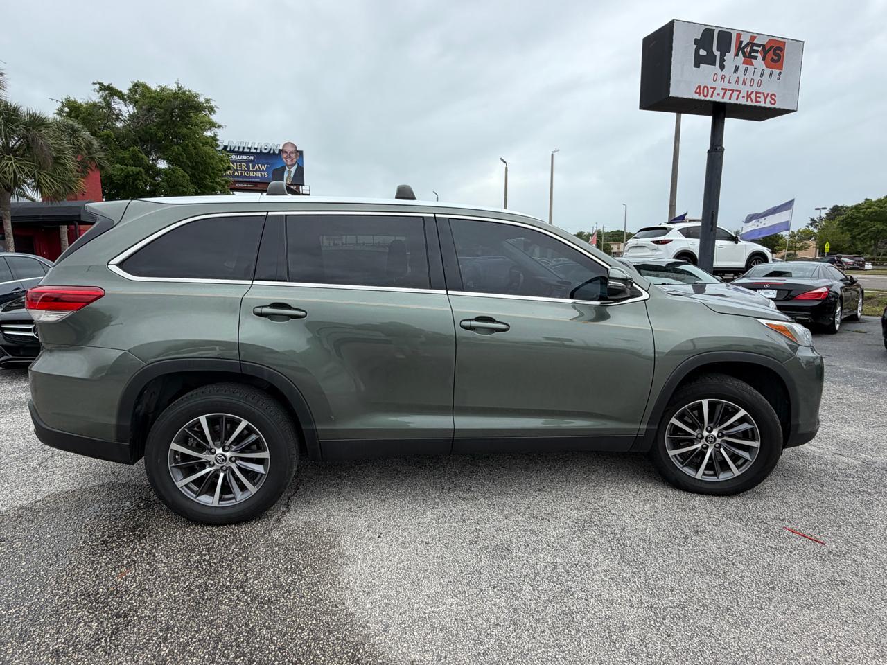 Toyota Highlanderfwd 4Dr V6 Xle (Natl) - Thumbnail 4