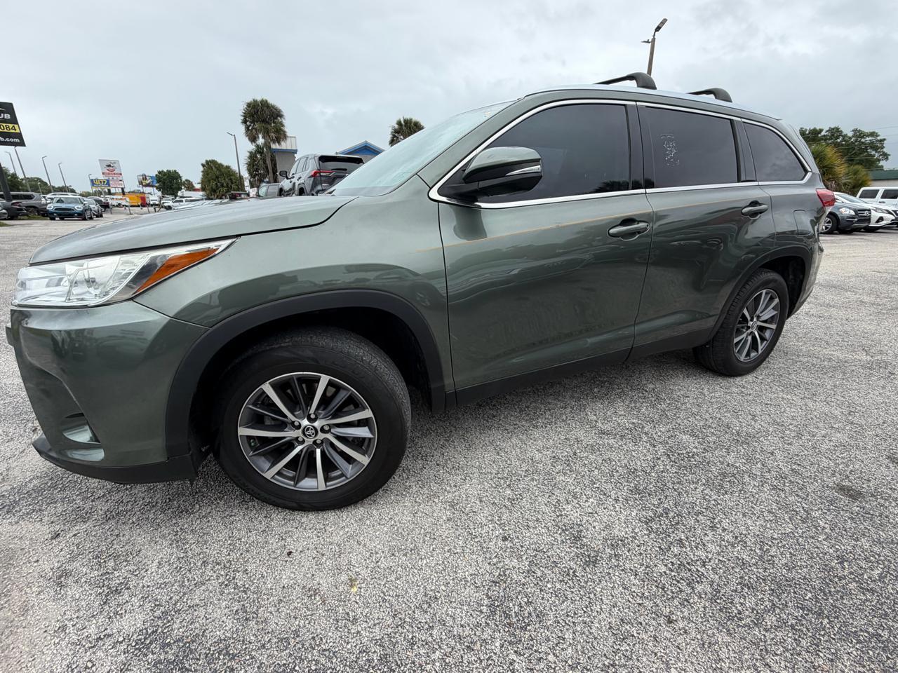 Toyota Highlanderfwd 4Dr V6 Xle (Natl) - Thumbnail 2